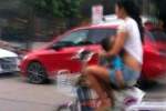 Mother-arrested-China-breastfeeding-baby-driving-mopedjpeg-2254995